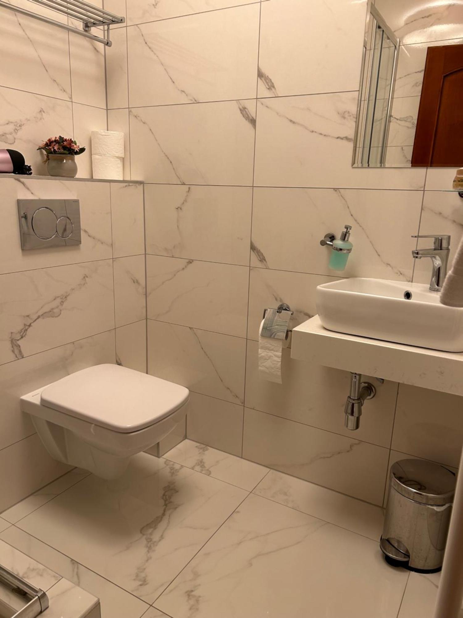 Hotel Evan U Hoffera Topoľčany Kültér fotó
